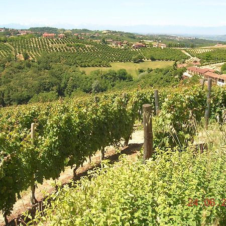 Tenuta Calabiana Діано-д'Альба Екстер'єр фото